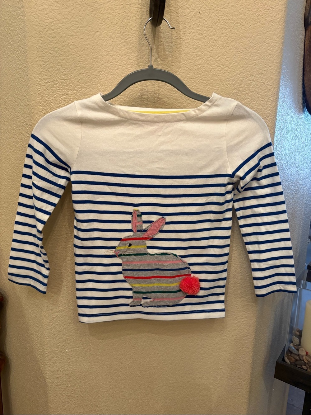 NWT~MINI BODEN Girls Kids Blue White Striped Colorful Bunny Top Size 6-7Y